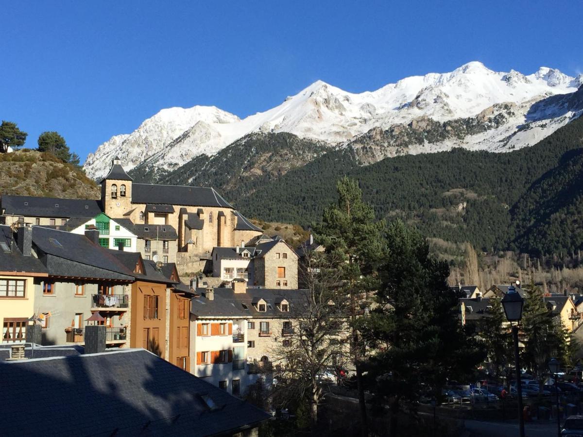 Esplendido Atico En Sallent Con Vistas Sallent de Gállego Kültér fotó